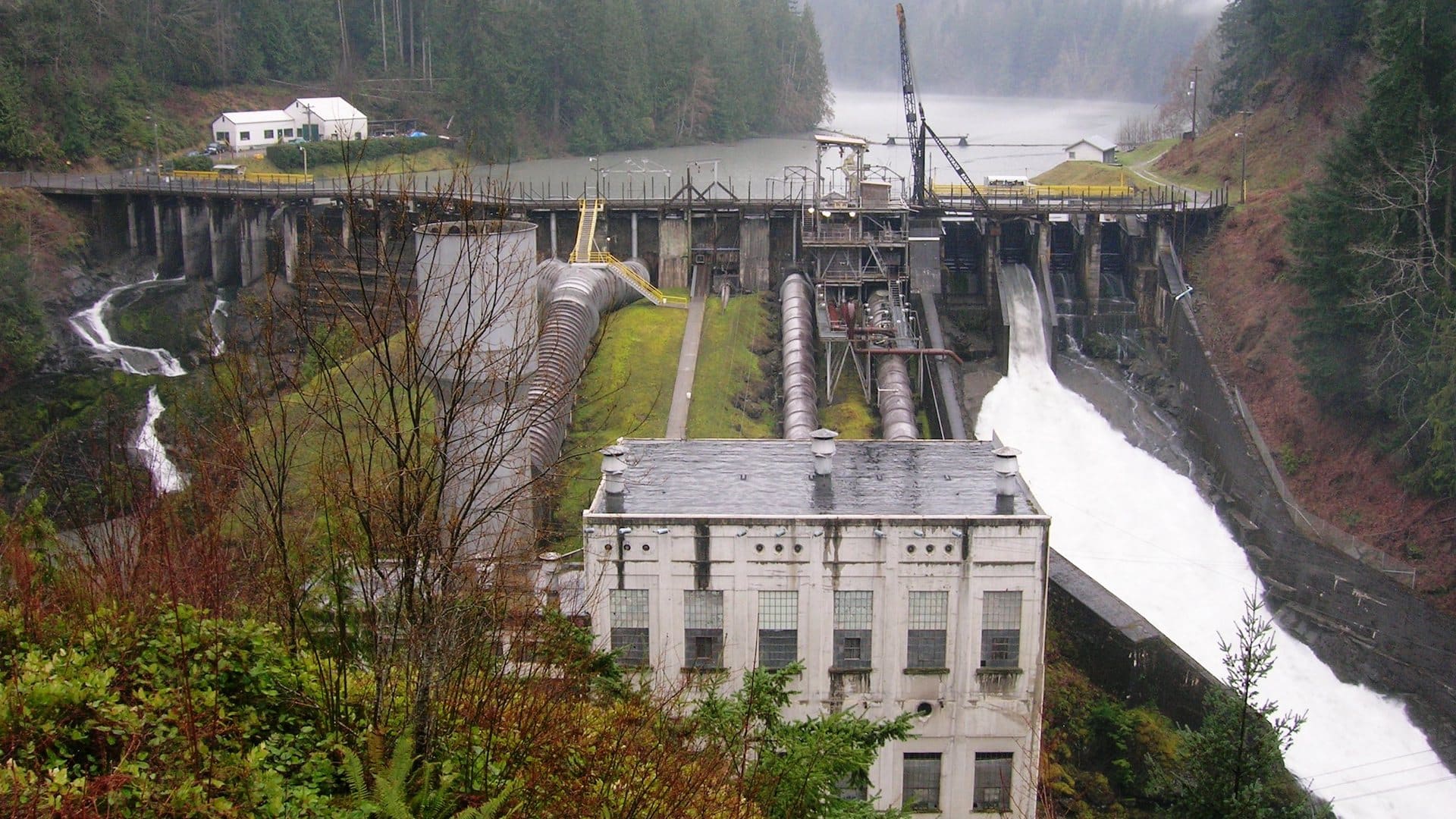 Goin fishin' - A story about water, salmon and the Elwha